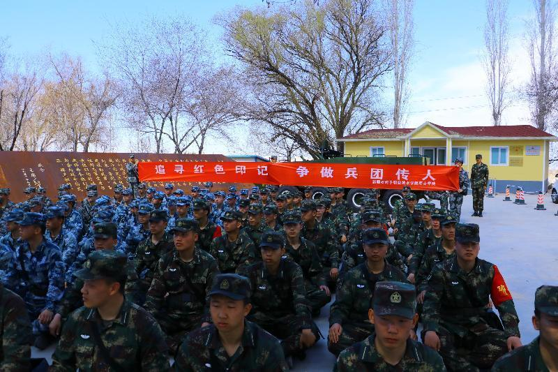 军士学院行走的思政课--红色之旅徒步野营拉练