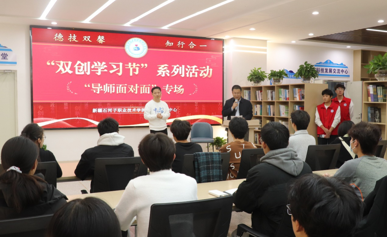 “旗袍先生”崔万志走进Beat365中文官方网站作励志演讲