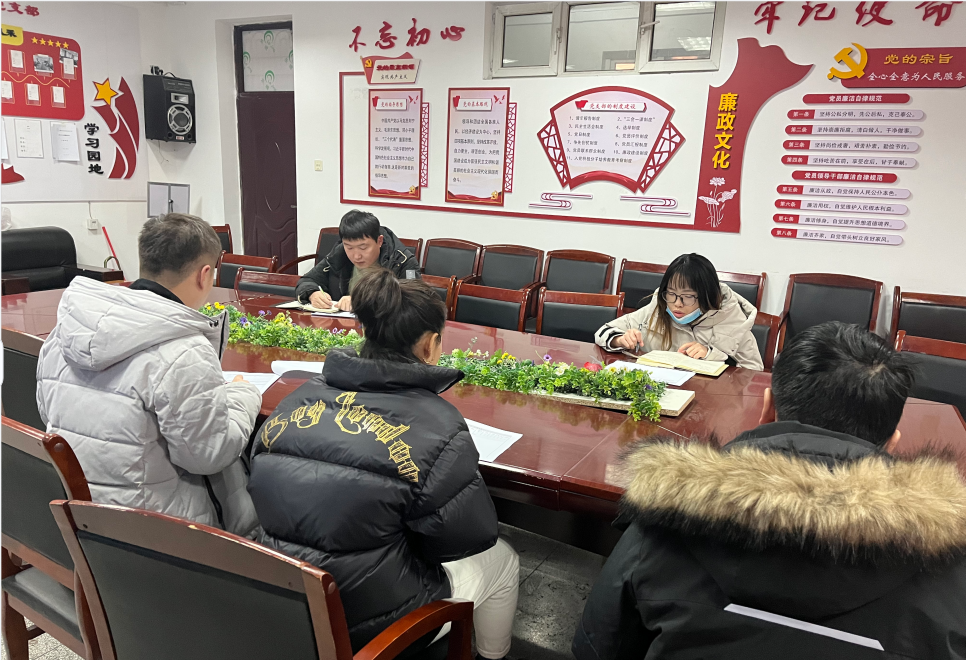 学院就业办召开2022届毕业生校园招聘月活动推进会