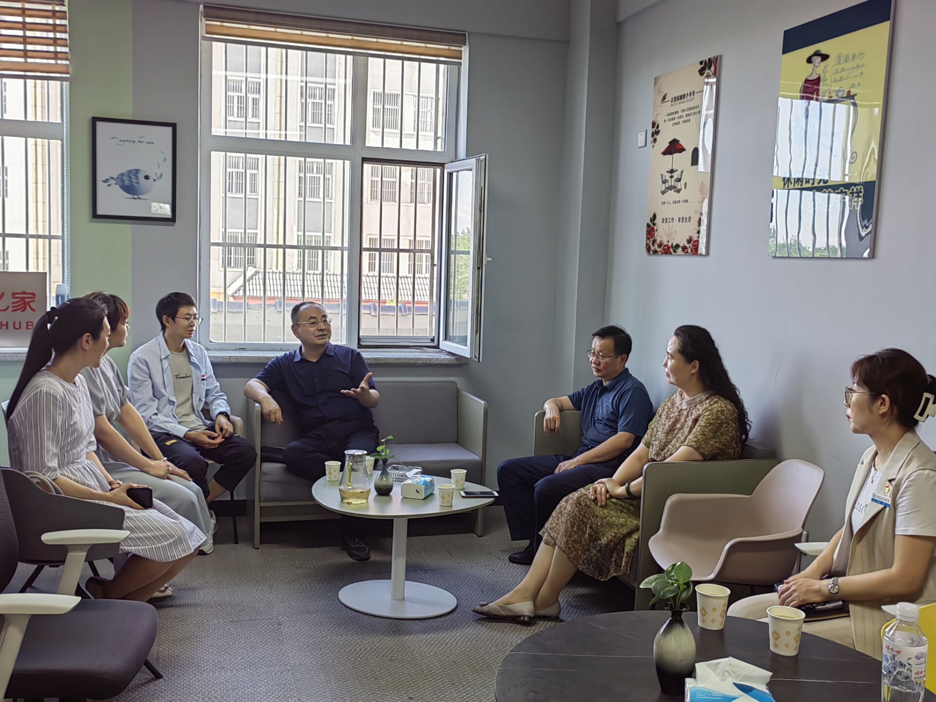 旅游与经济管理分院与玛纳斯县公共就业服务局举办产教双向融通促“三教改革”座谈会