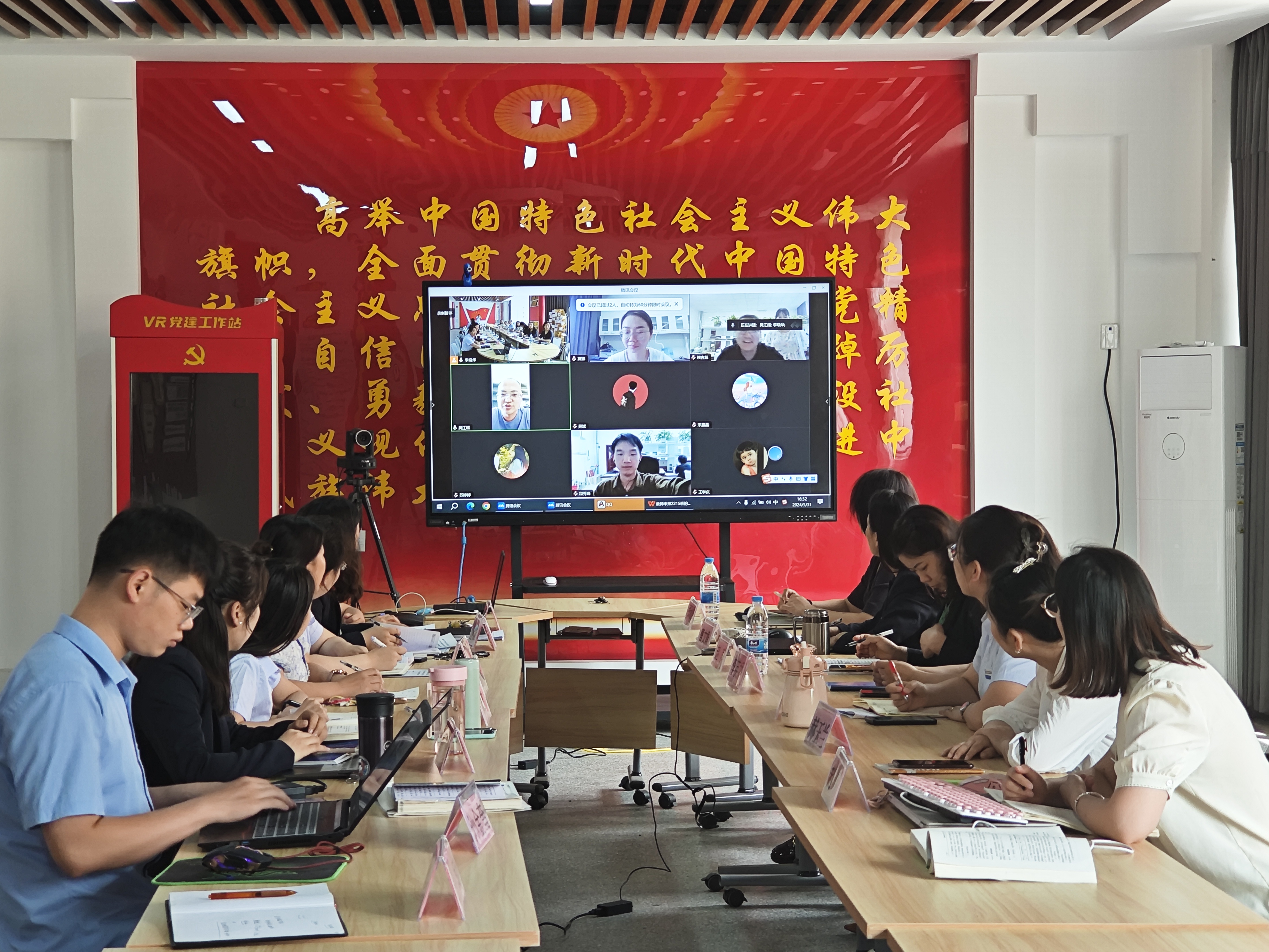 Beat365中文官方网站食品工程学院与喀什大学生命与地理科学学院共同研讨“4+0”本科专业人才培养工作