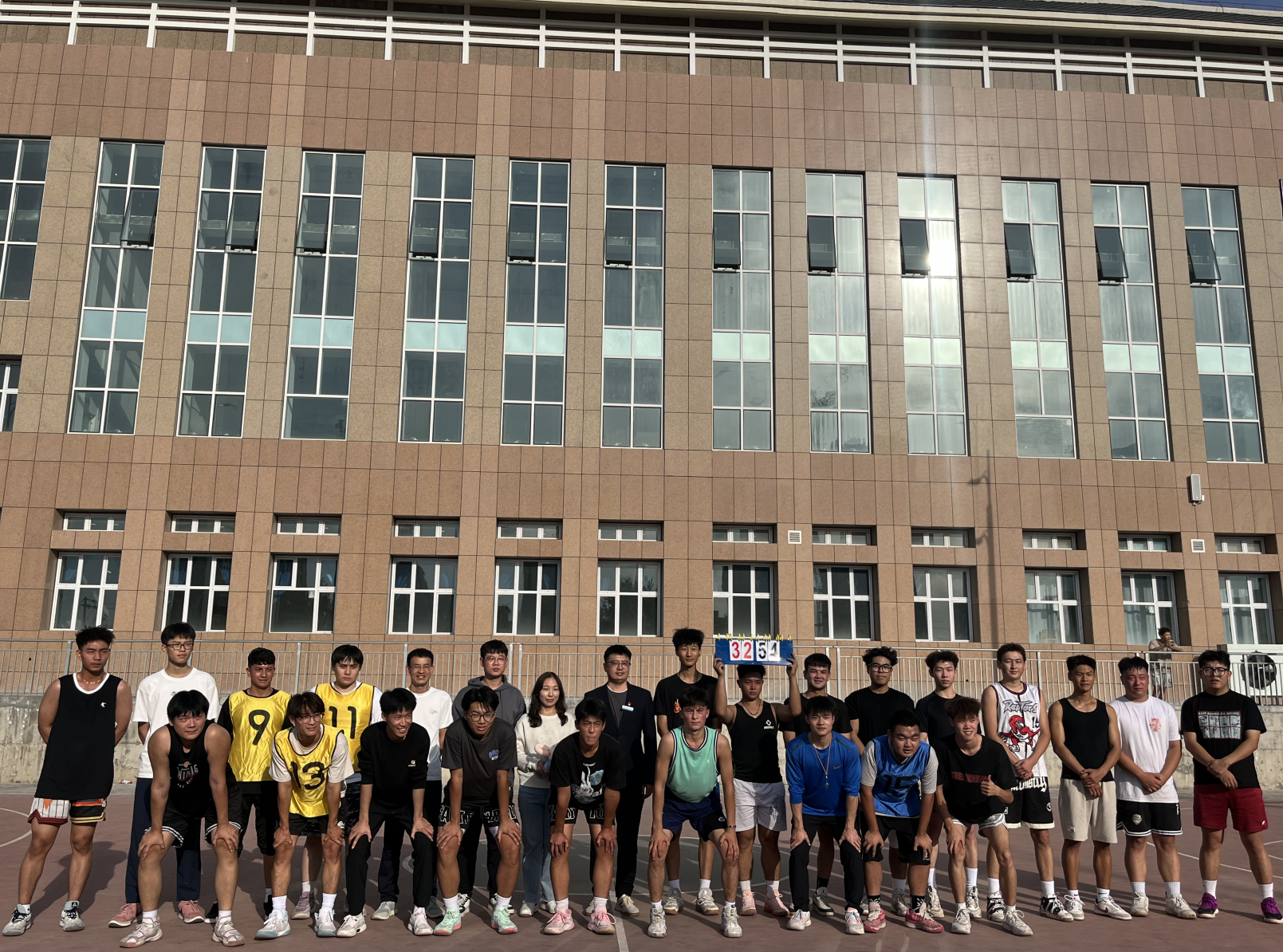 热血青春 迎“篮”而上——食品工程（化工与环境工程）学院举行“迎新杯”篮球交流赛