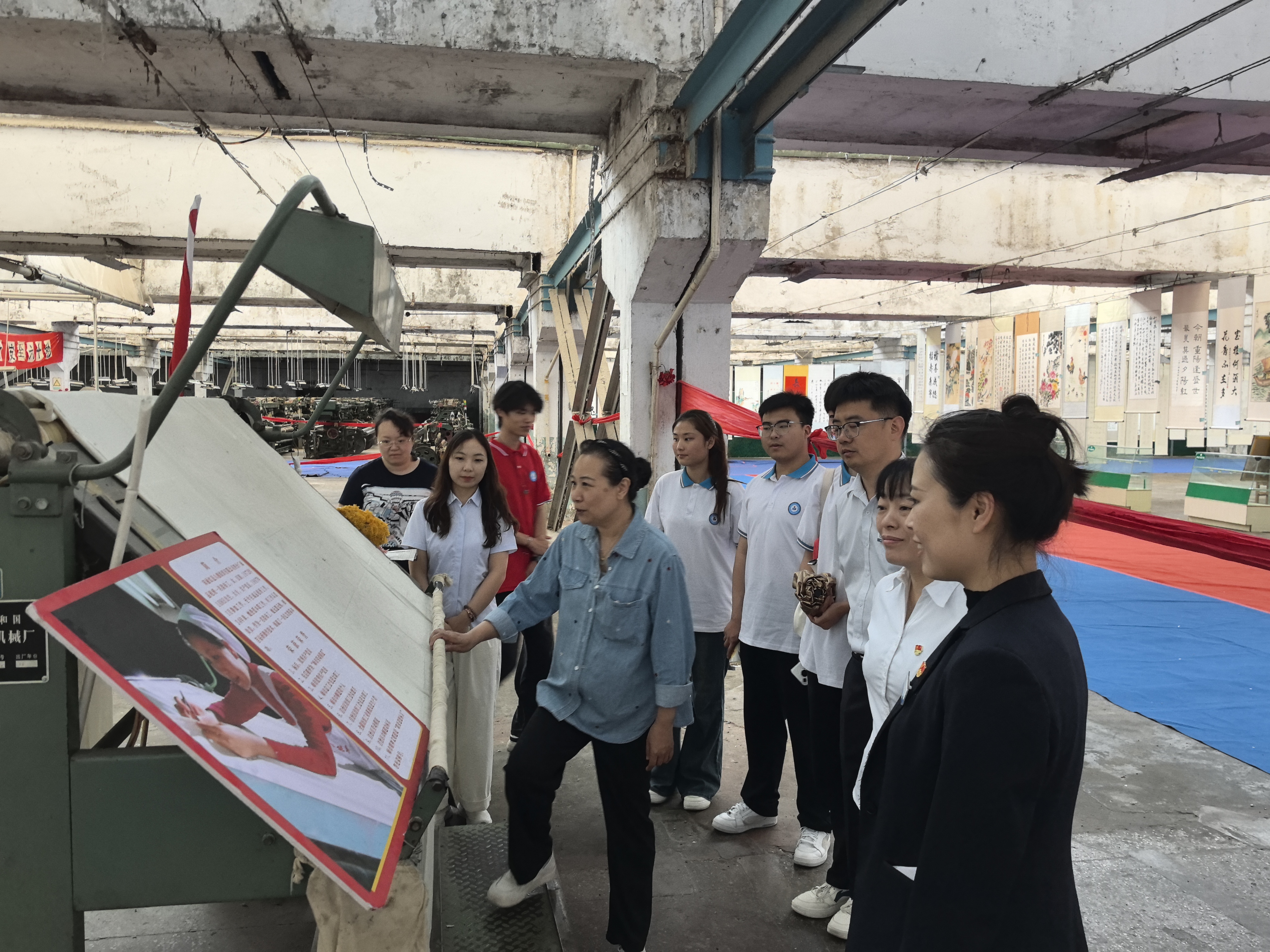 踏访“八一”足迹 赓续军垦荣光——食品工程学院(化工与环境工程)开展“行走的思政课”系列活动