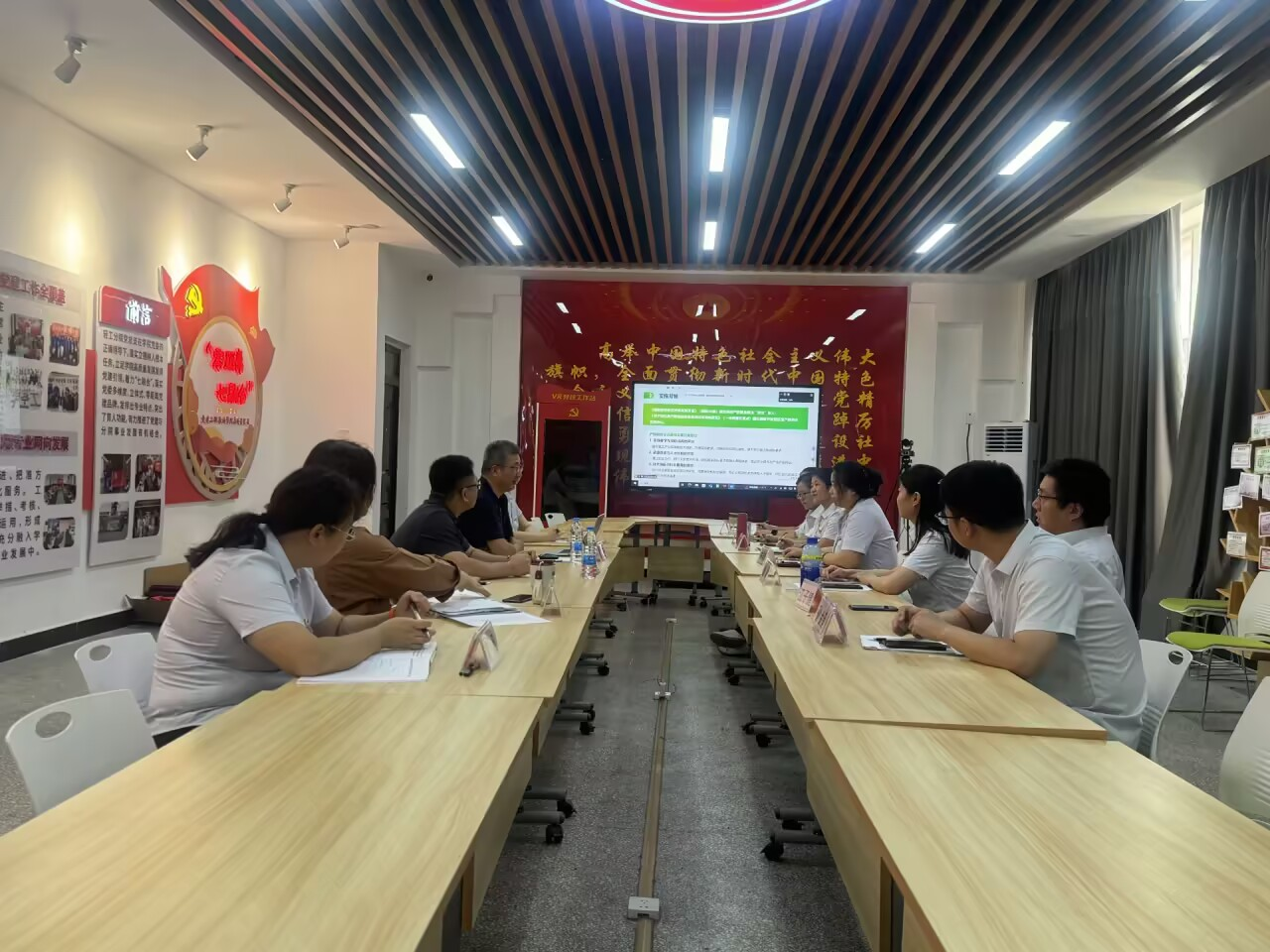 江苏农林职业技术学院与Beat365中文官方网站开展专题分享交流会