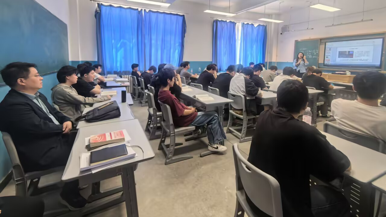 推门听课抓实效 把脉教学促提升 ——教育部专家开展思政课听课调研活动