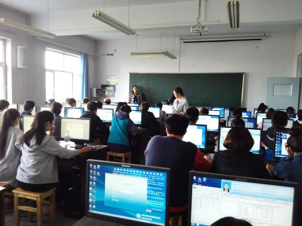 2016年上半年自治区中等职业学校计算机应用能力 等级考核石河子考点考试工作顺利完成