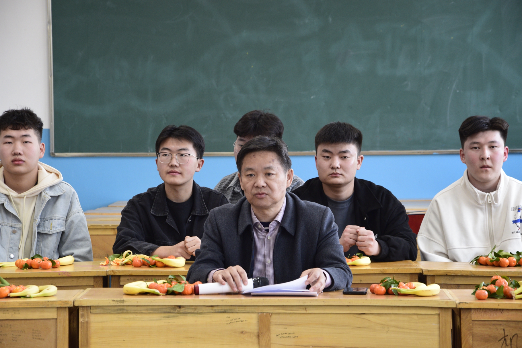 巾帼不让须眉 共建美好职院 —机械电气工程分院开展庆祝“三八”国际妇女节系列活动