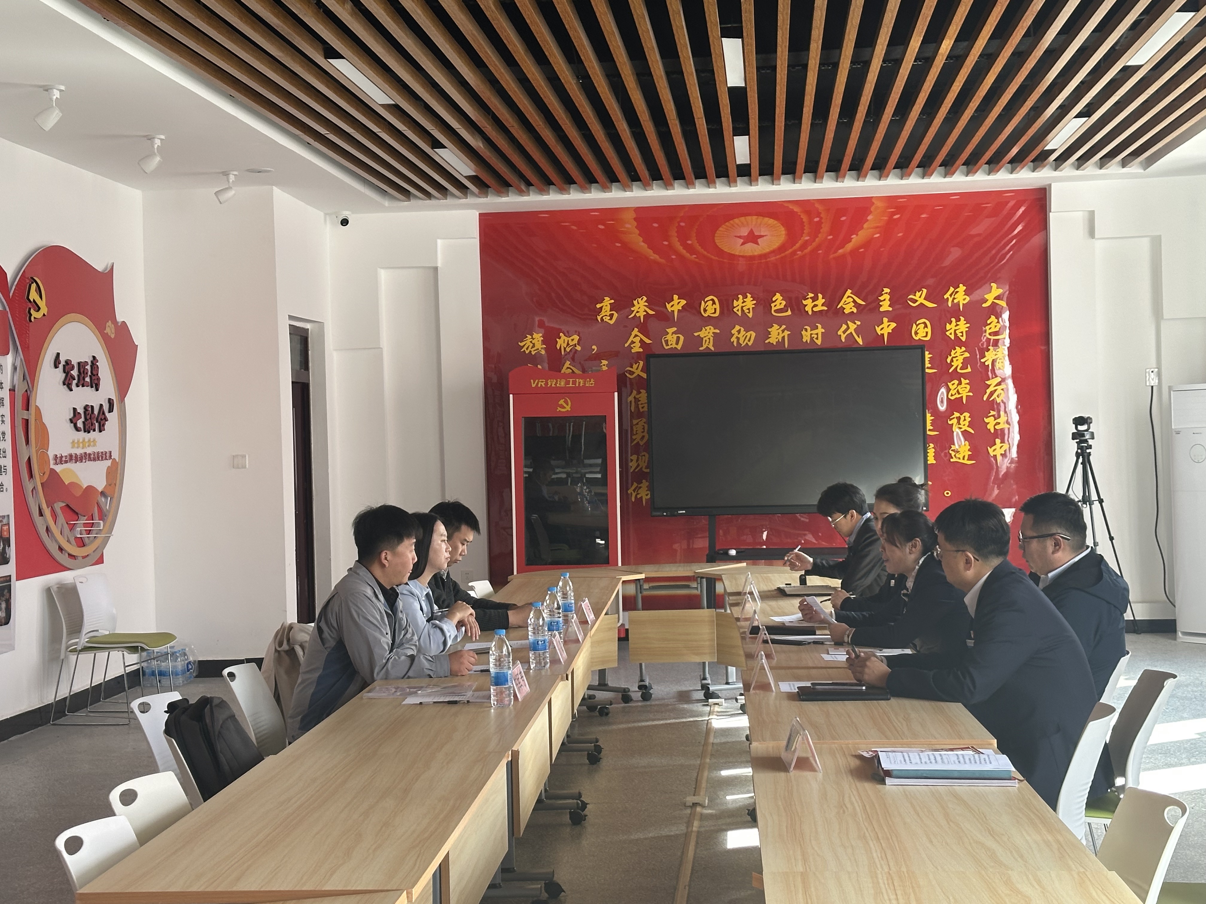 新疆梅花氨基酸有限公司与食品工程学院（化工与环境工程学院）开展座谈会