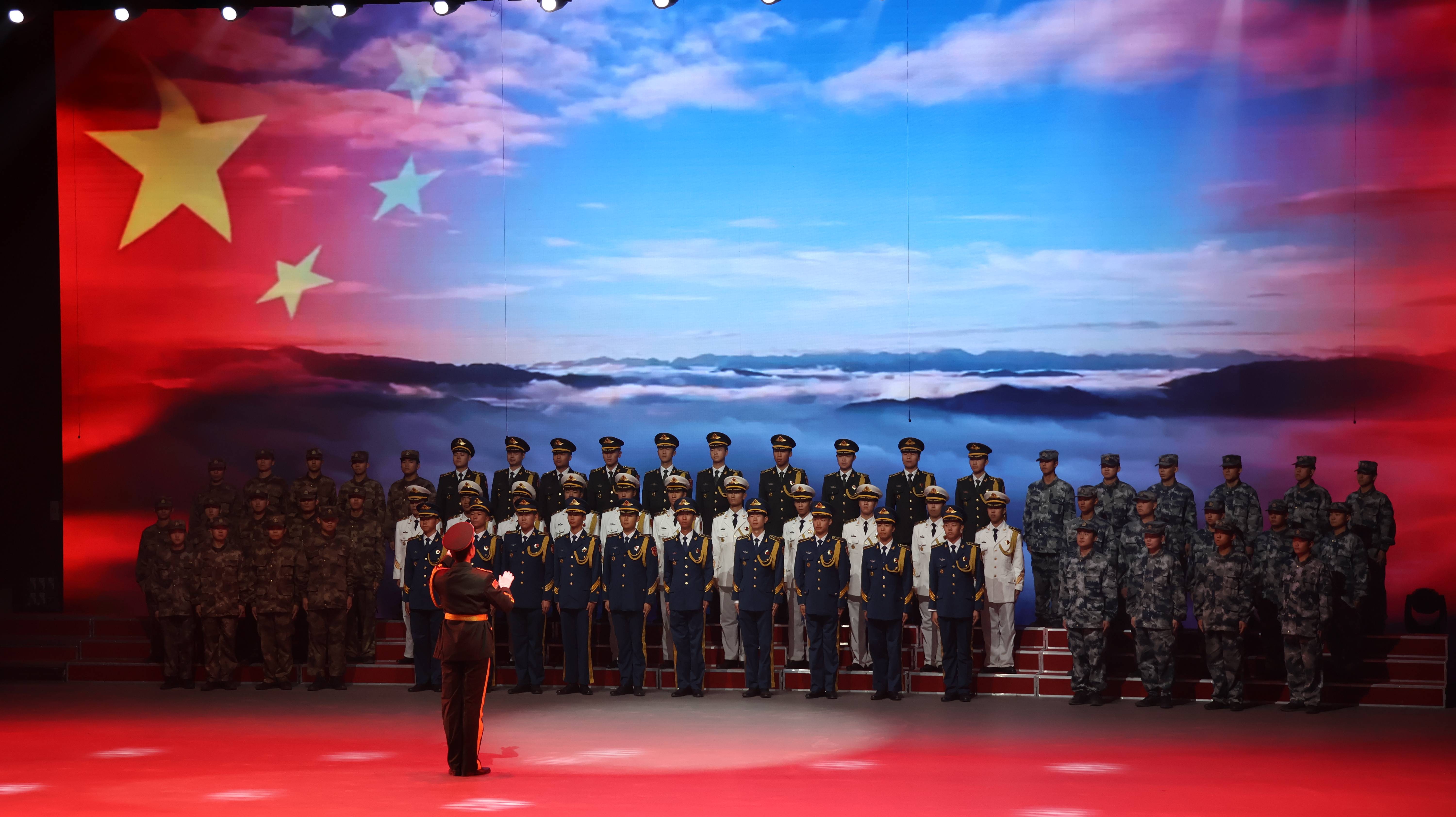 “艺”润初心 “技”铸匠心 筑牢根基——Beat365中文官方网站以迎新晚会绘就“大思政”育人新图景