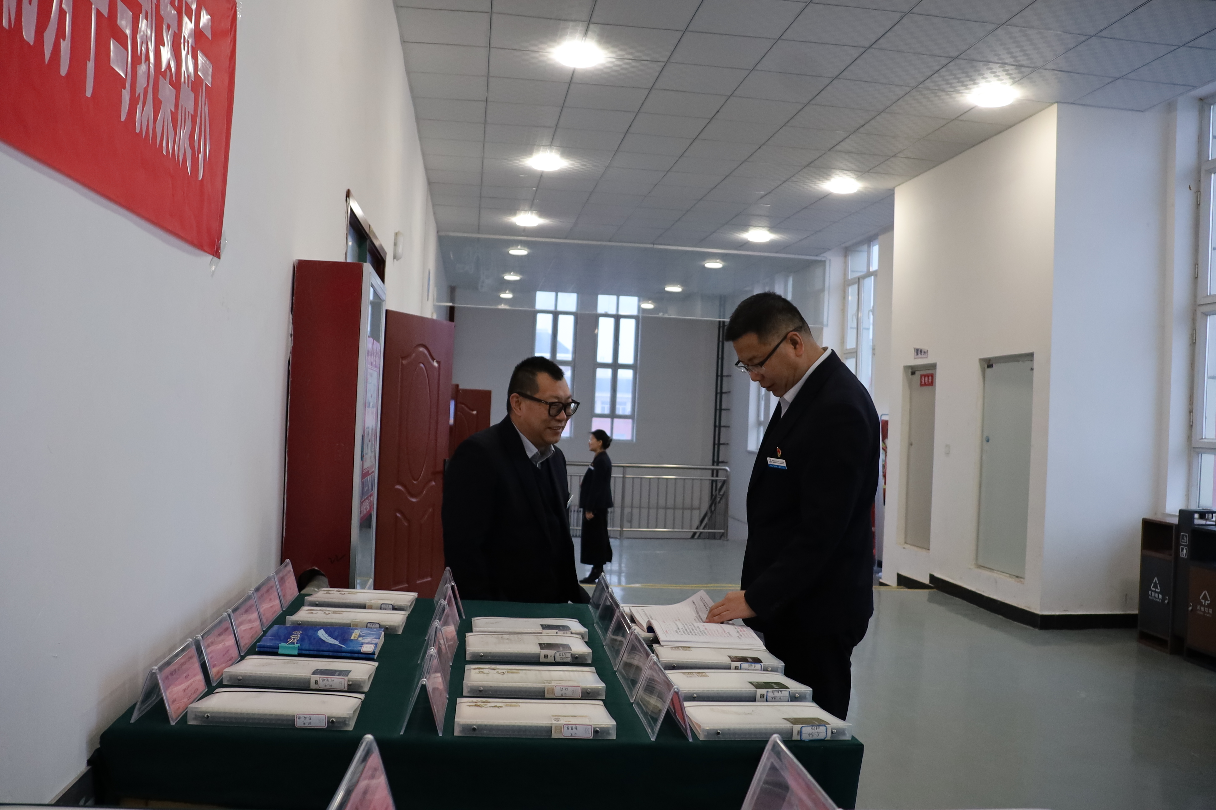 以展促教互鉴共进 我院展示2025年度青年教师优秀手写教案