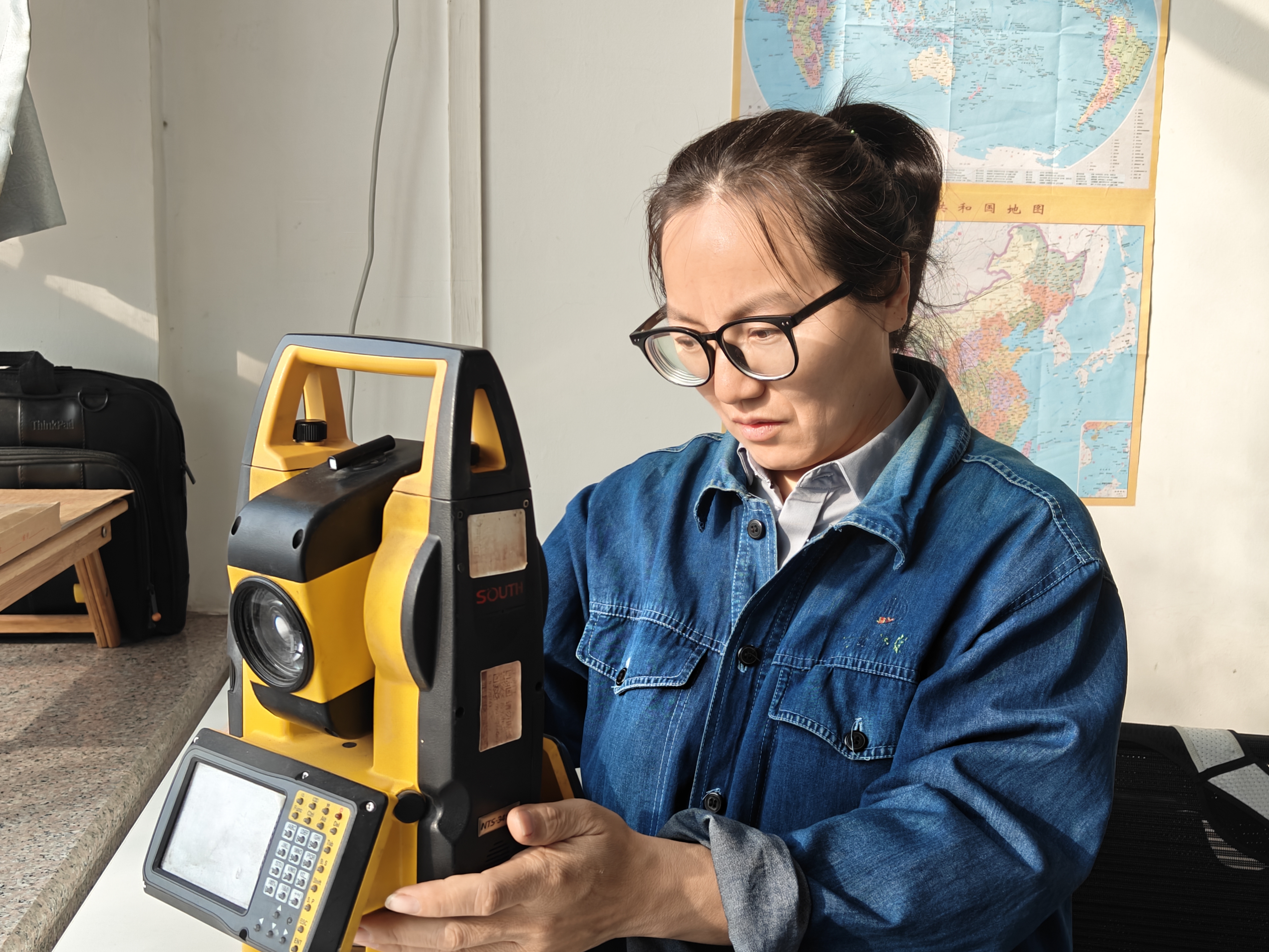 喜讯！Beat365中文官方网站韩冬梅老师入选2025年度“新疆工匠”项目