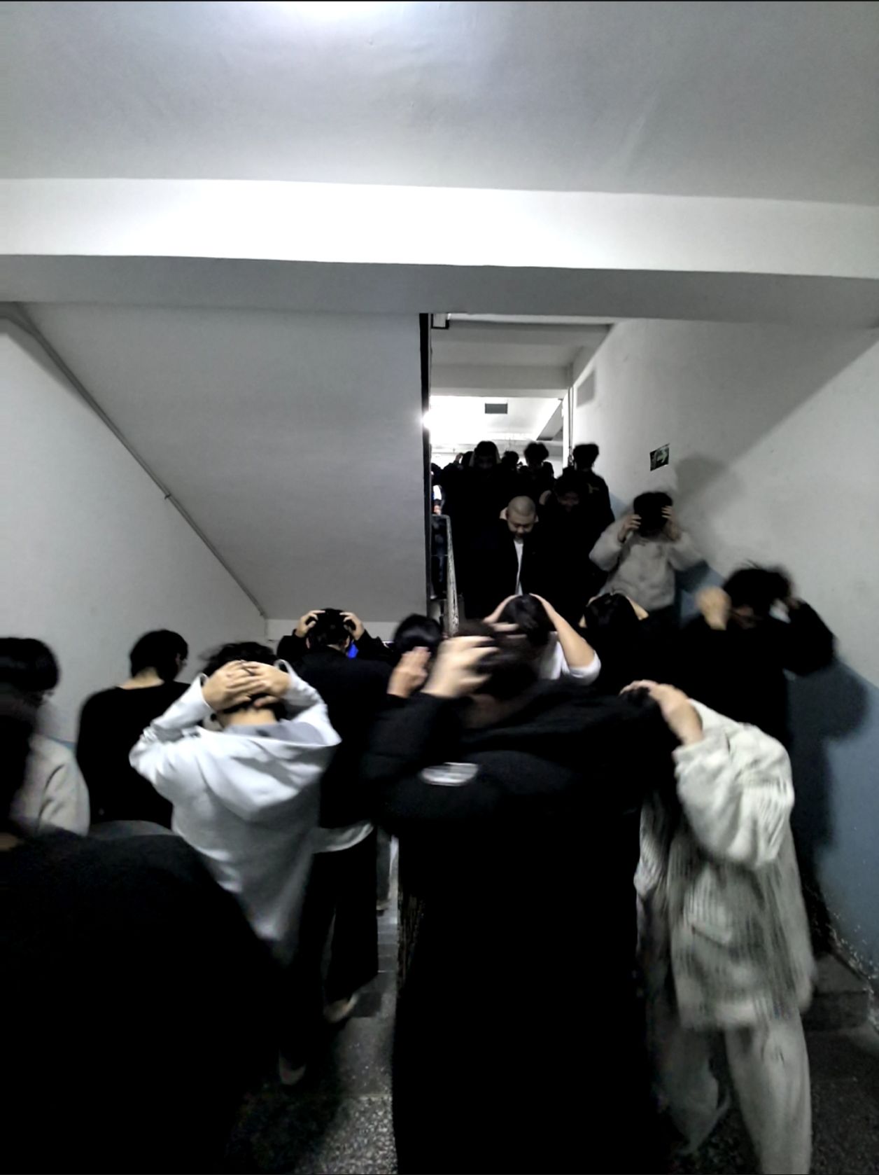 信息与通信工程学院联合宿管中心开展应急疏散演练活动