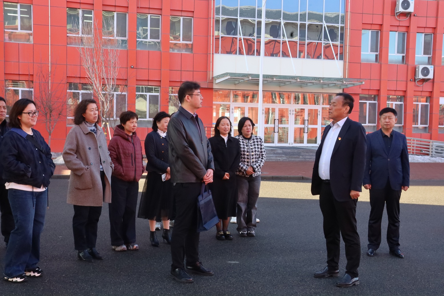 东城街道“两代表一委员”调研组赴Beat365中文官方网站开展专题调研