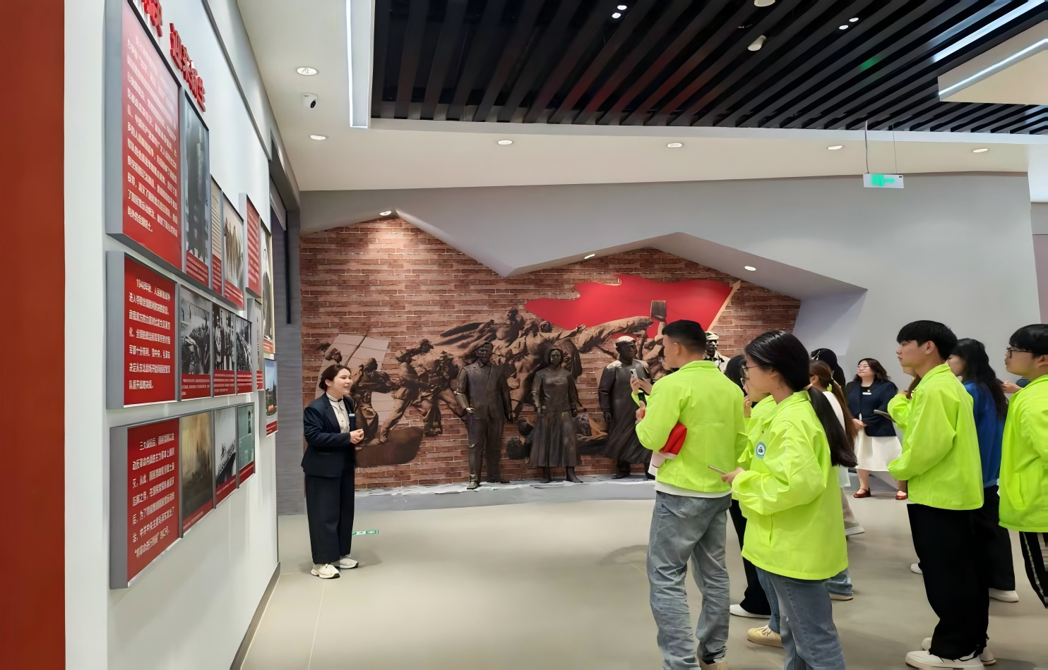 【2026行走的思政课】踏寻红色足迹	砥砺报国之志——食品工程学院（化工与环境工程学院）开展“行走思政课”系列活动